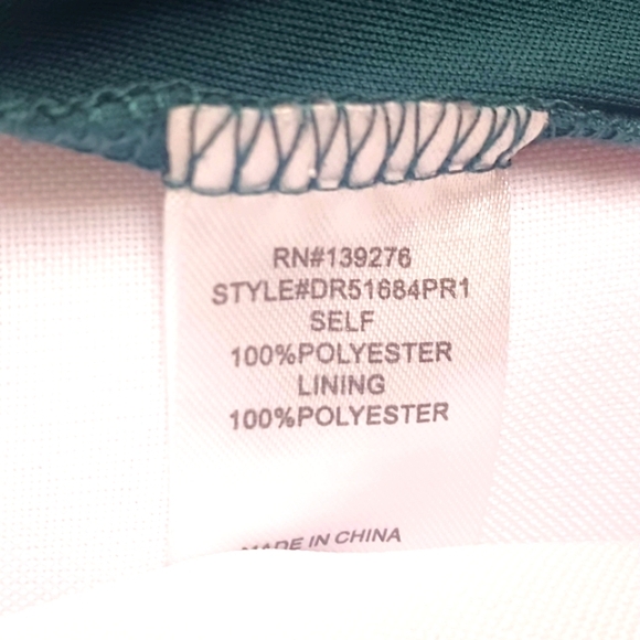 DR2 Women's Emerald Green w/ Floral Pattern Jumpsuit Sz L - Picture 11 of 11